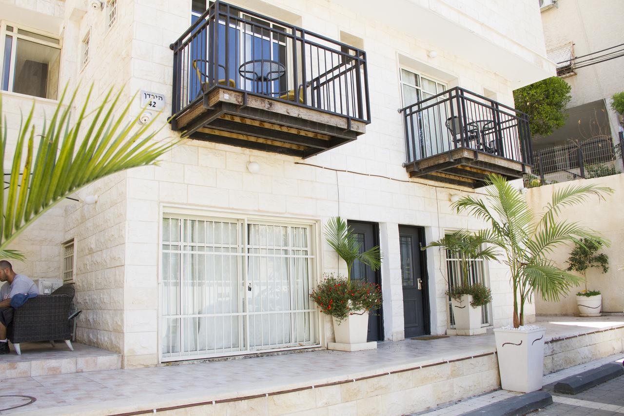 Casa De Aharon Apartments Haifa Exterior foto