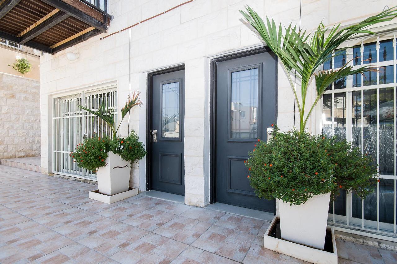 Casa De Aharon Apartments Haifa Exterior foto
