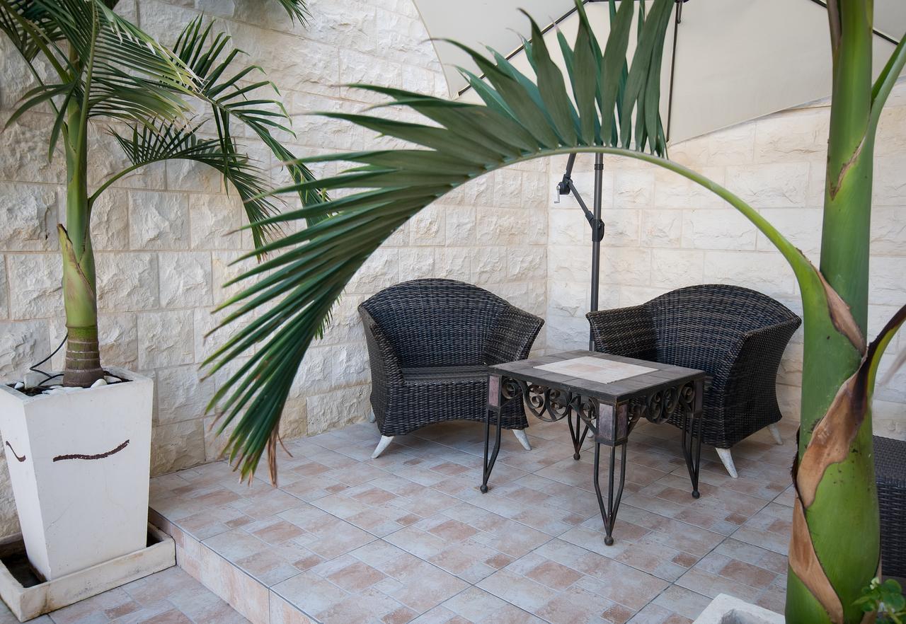 Casa De Aharon Apartments Haifa Exterior foto