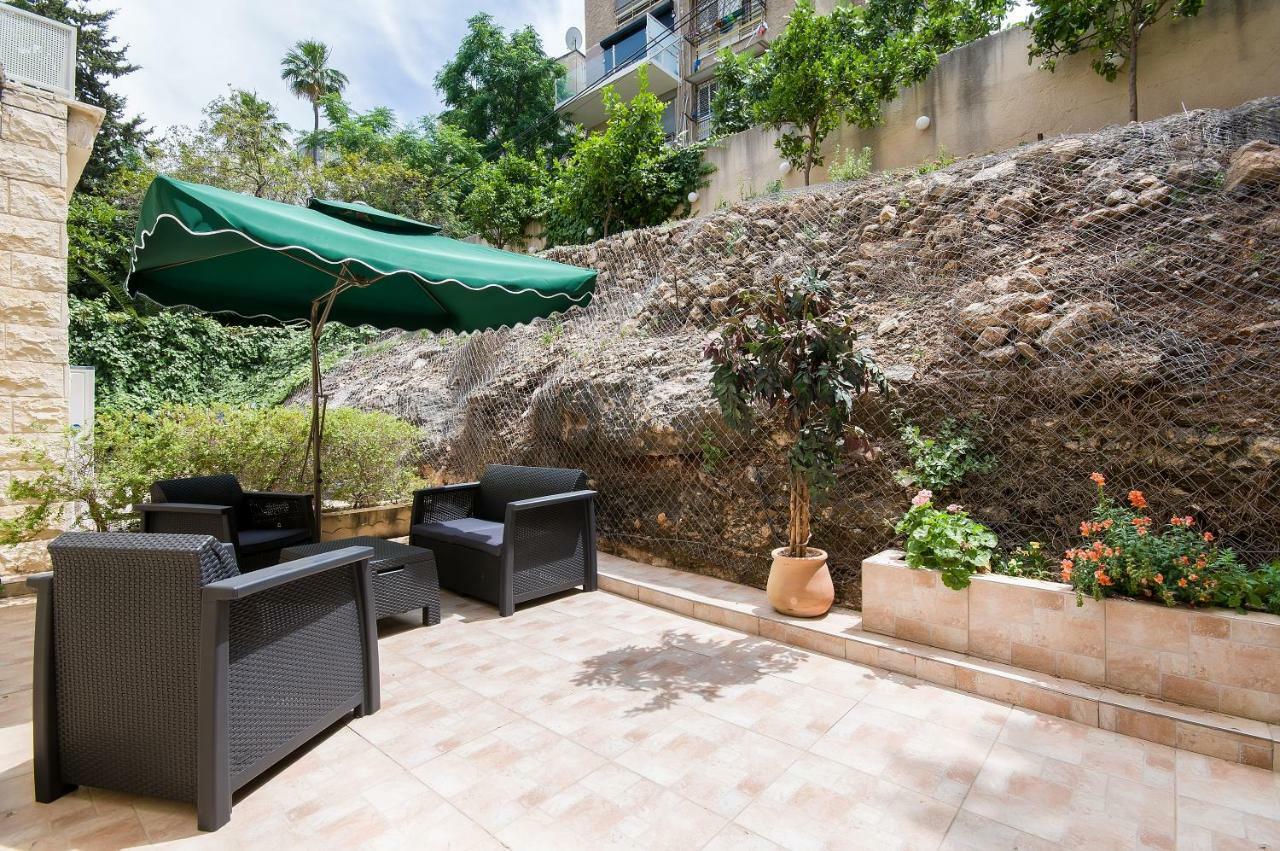 Casa De Aharon Apartments Haifa Exterior foto
